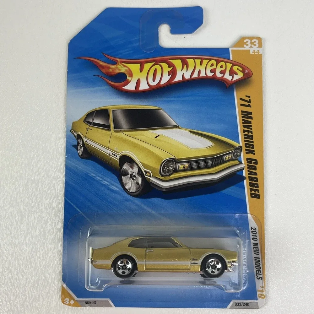 2010 Hot Wheels HW New Models 33 44 '71 Maverick Grabber Gold White w Chrome 5sp